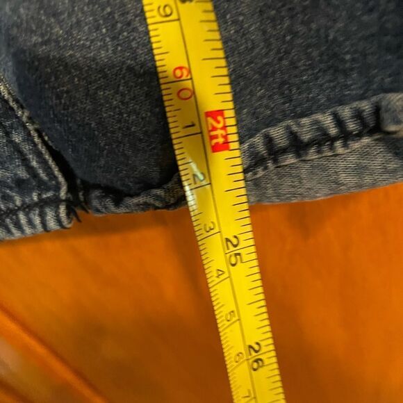 Solutions Christmas Embroidery Cat Jean Shirt Women’s PM - Picture 8 of 15